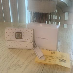 New Dooney & Bourke ostrich leather small flap credit card wallet!